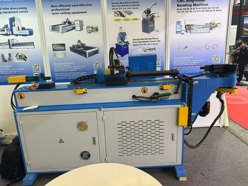 M&aacute;y uốn ống