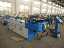 Máy uốn ống xả ô tô bằng khí nén