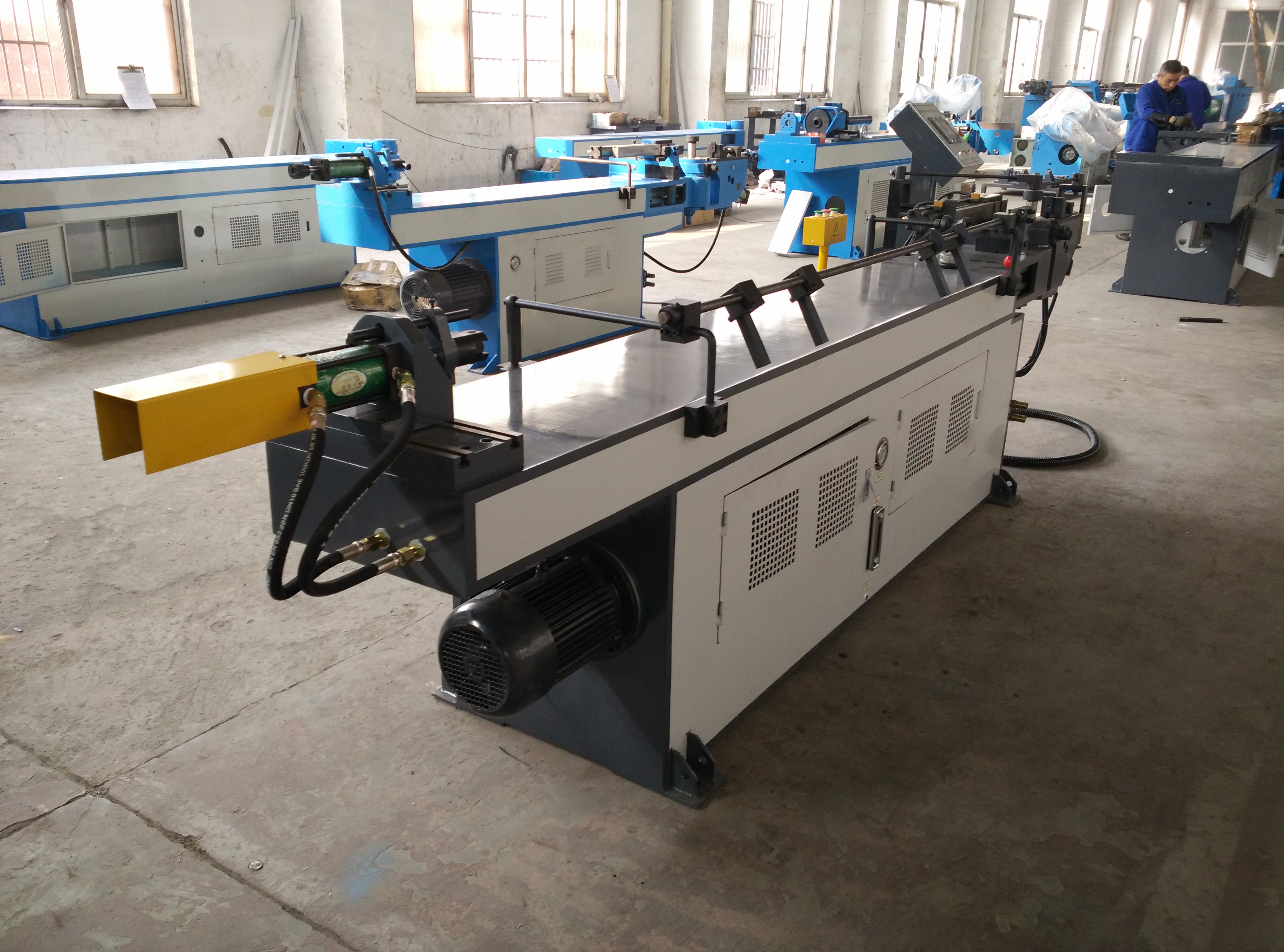 Máy uốn ống 3 cuộn CNC GM-38NCB